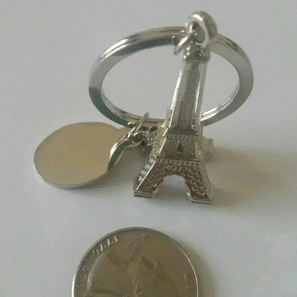 Eiffel Tower  France keychain - Picture 2 of 2